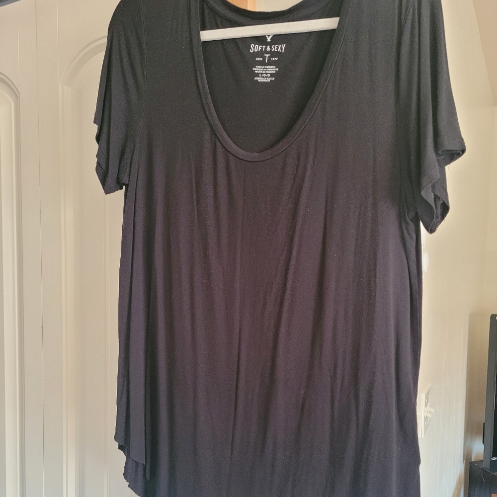 American Eagle Soft & Sexy T